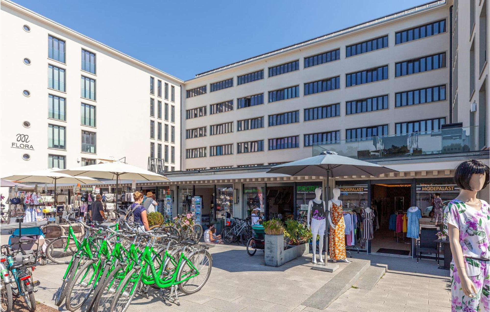 Princess Binz Buitenkant foto